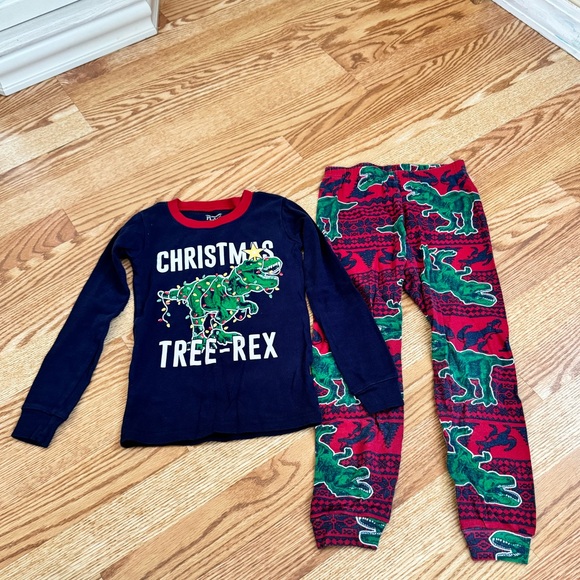 Boys’ Christmas PJ Set Size 4T - Picture 1 of 1